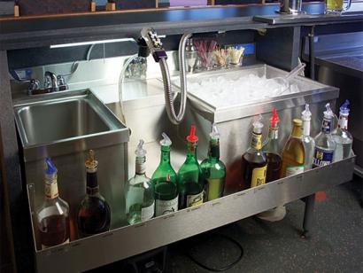 TIÊU CHÍ MỘT THÙNG ĐỰNG ĐÁ INOX LOẠI TỐT